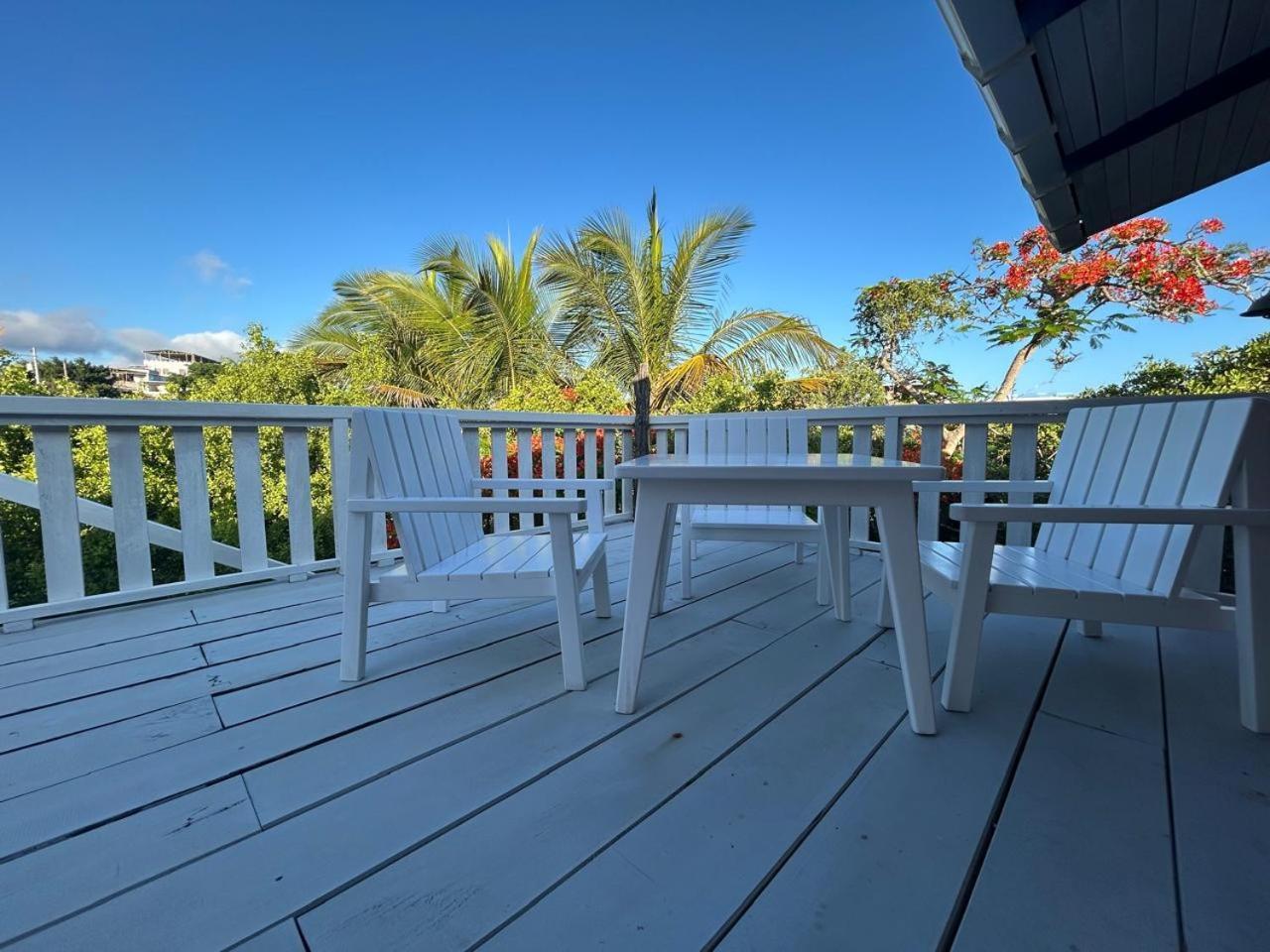 Casa Kubler Bed & Breakfast Puerto Ayora  Ngoại thất bức ảnh