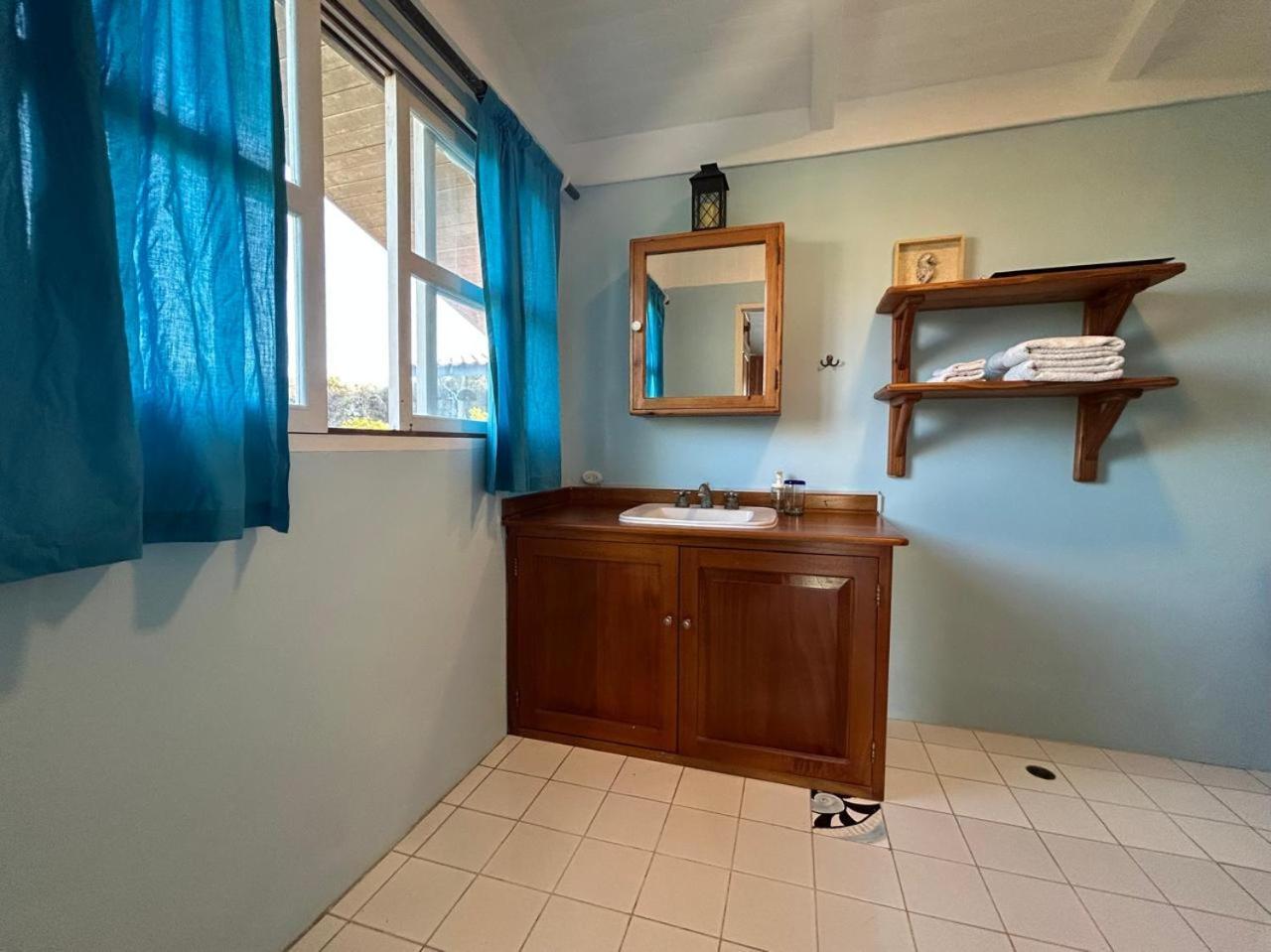 Casa Kubler Bed & Breakfast Puerto Ayora  Ngoại thất bức ảnh