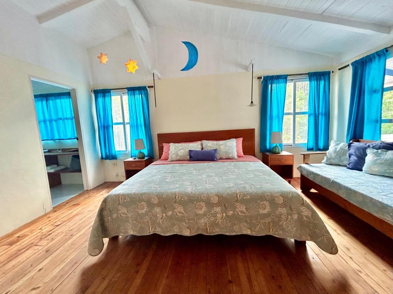 Casa Kubler Bed & Breakfast Puerto Ayora  Ngoại thất bức ảnh